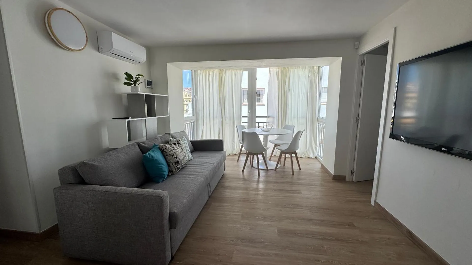 Beach Apartment פואנגירולה